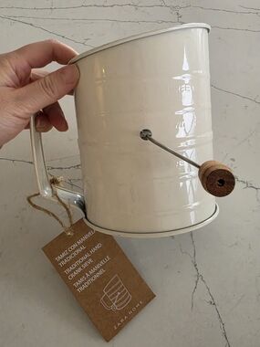 Zara White Hand Crank Flour Sifter with Wooden Handle